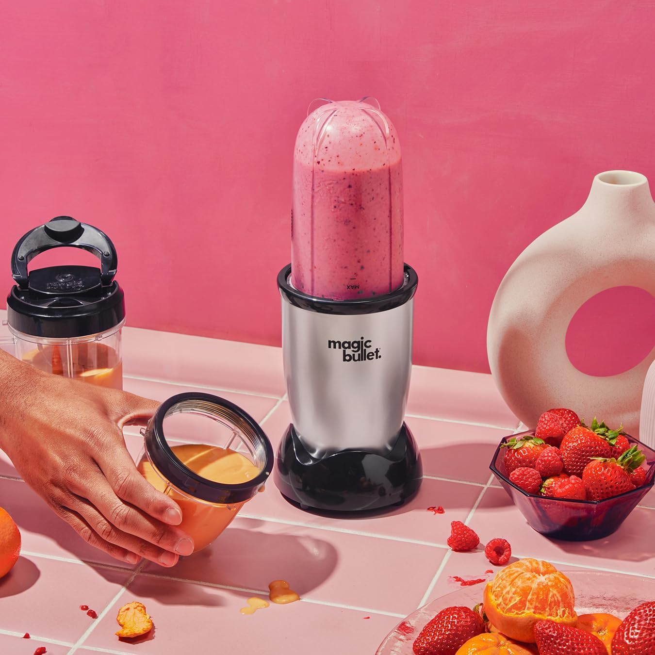 nutribullet magic bullet Blender, Mixer & Food Processor All-in-One - 10pc Kit - 200W - Sleek & Compact Design - Chop, Blend, Grate, Grind, Mix & Whip in Seconds - Easy Lock On & Pulse Feature