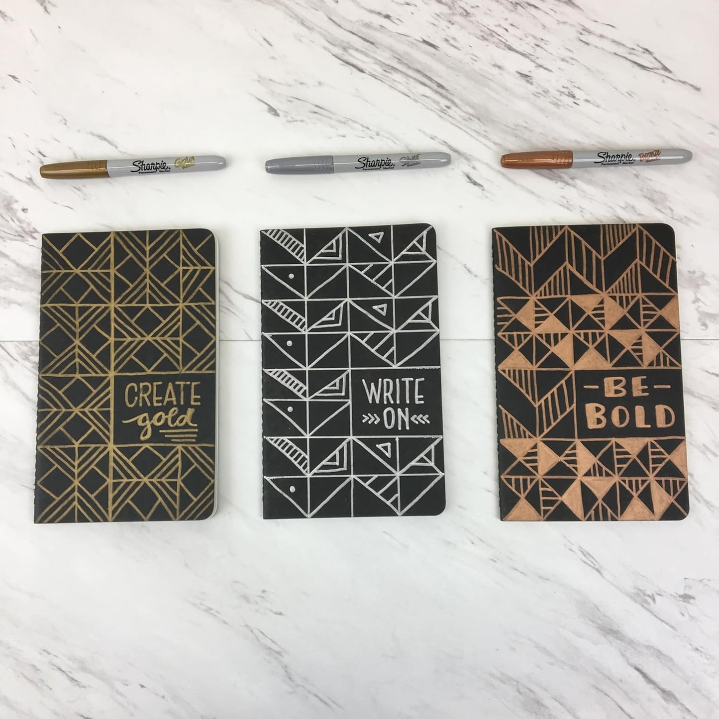 Sharpie Permanent Markers | Fine Point for Bold Details | Assorted Metallic Colours | 3 Marker Pens