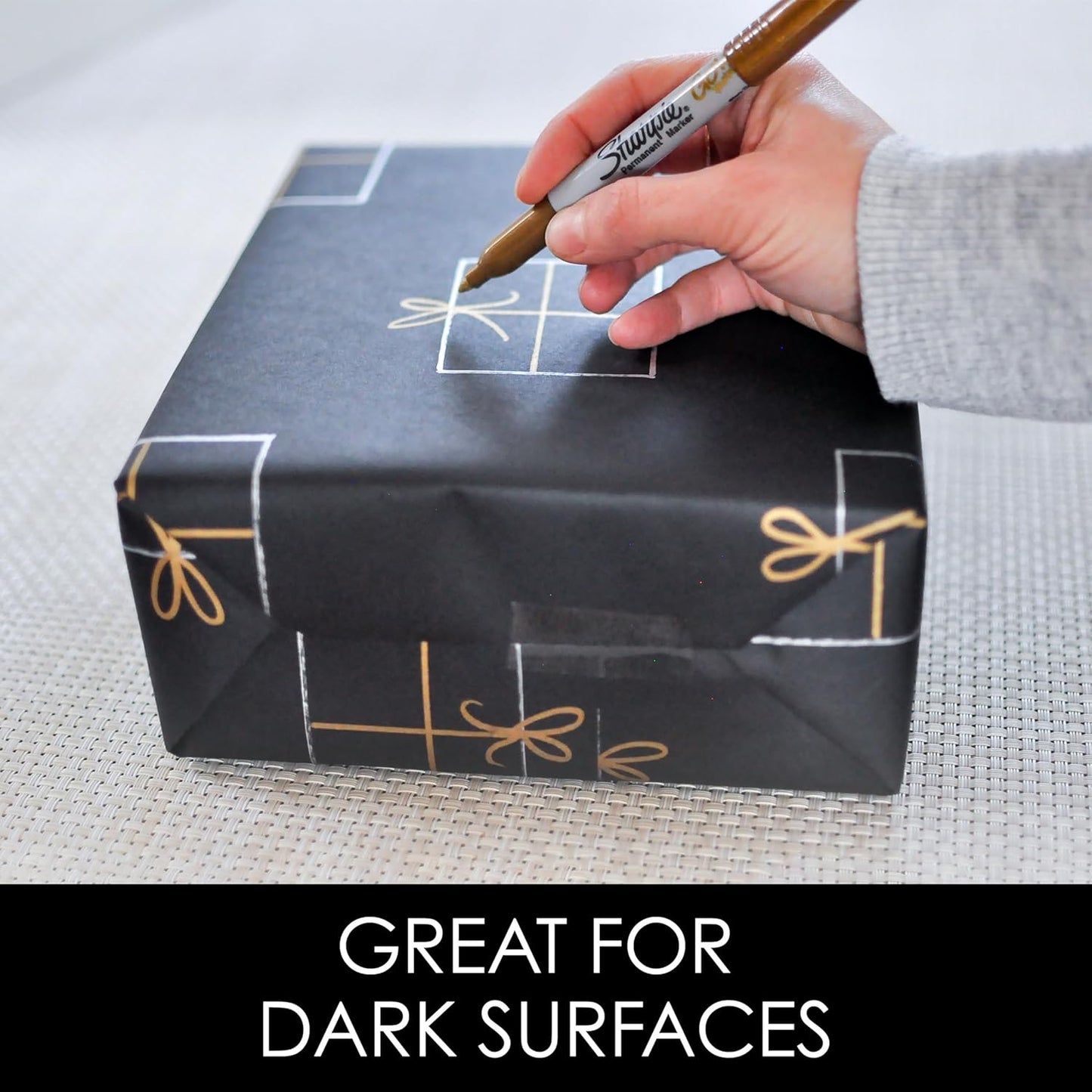 Sharpie Permanent Markers | Fine Point for Bold Details | Assorted Metallic Colours | 3 Marker Pens